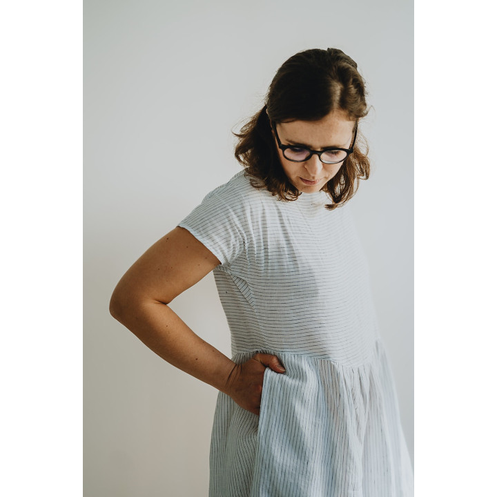 Lniana sukienka Lisa (biała w granatowe paseczki)