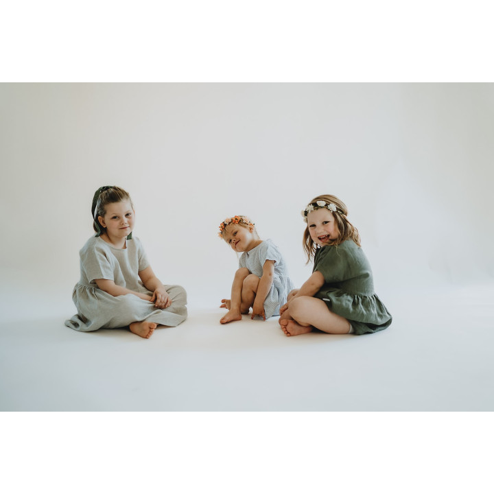 Lniana sukienka dziecięca Liten Lisa (naturalna)