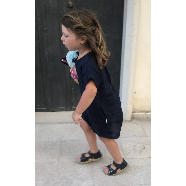 Lniana sukienka dziecięca Liten Britta (atramentowa)