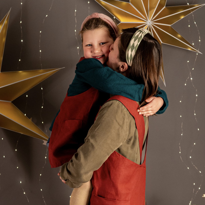 Zestaw fartuchów świątecznych - 100% len