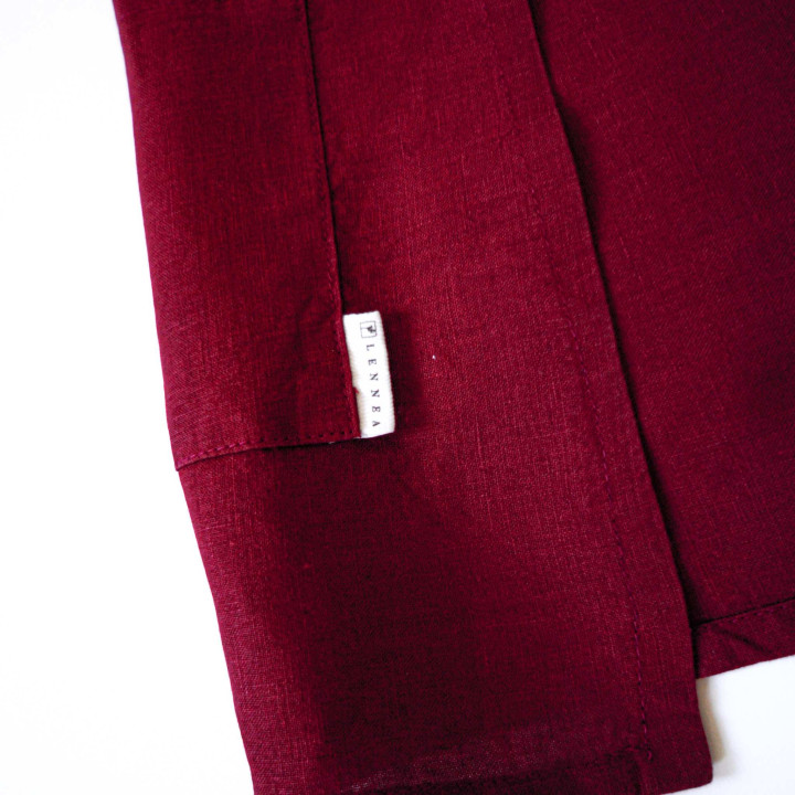 Fartuszek dziecięcy Lotta (wiśniowy) - na szelkach