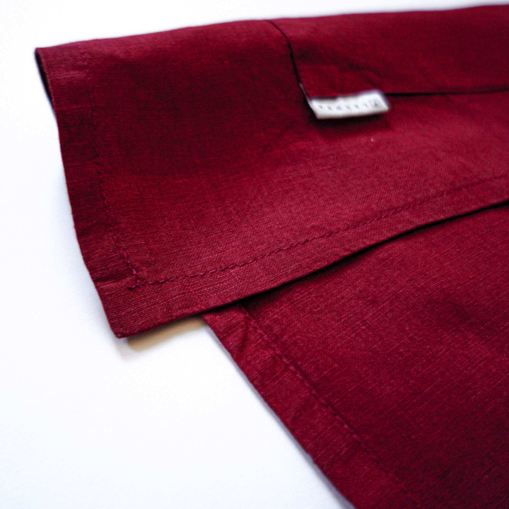 Fartuszek dziecięcy Lotta (wiśniowy) - na szelkach