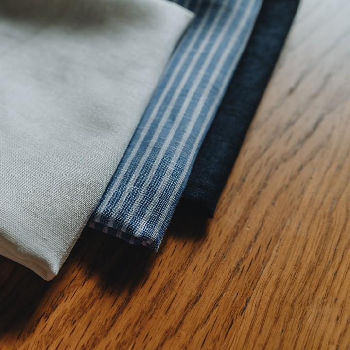 Lniana ściereczka (niebieskie paski)