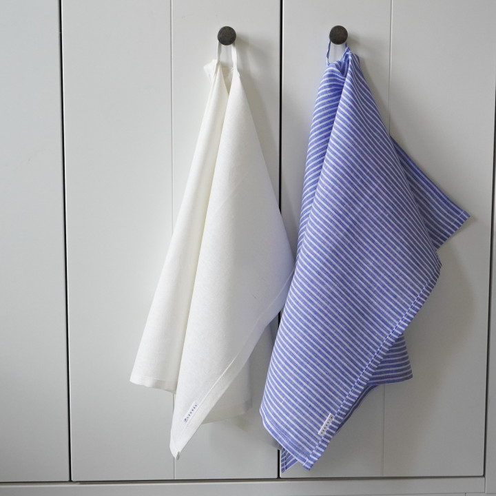 Lniana ściereczka (niebieskie paski)