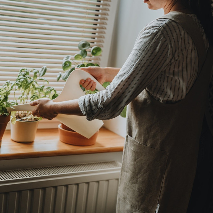 Apron ronja natural for kitchen-by Lennea