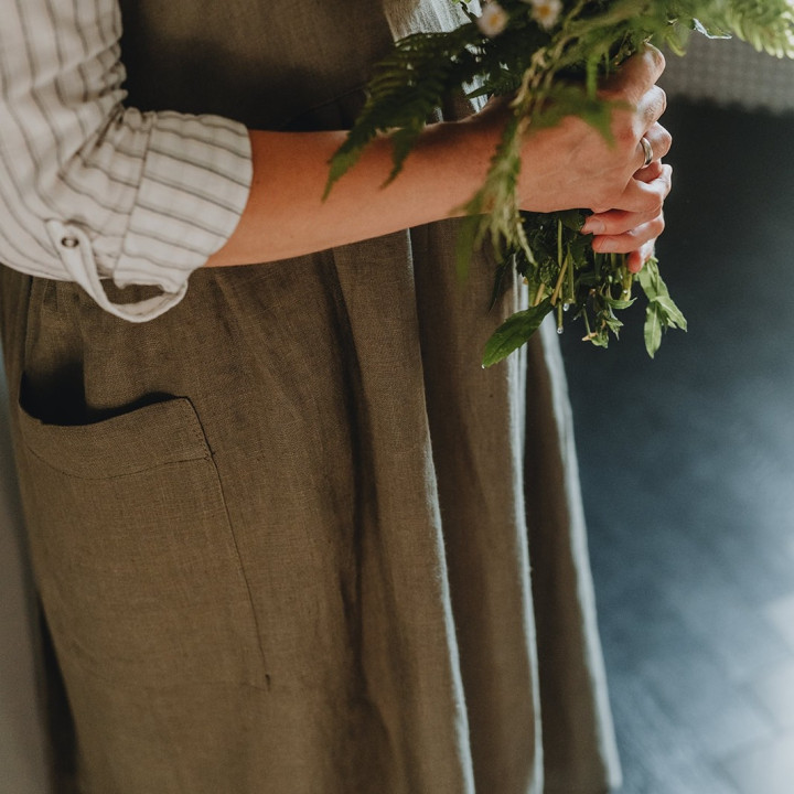 Fartuch sukienka Mia (oliwkowy)