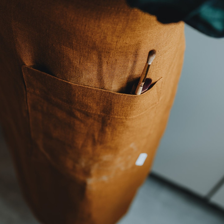 Apron for ceramics-by Lennean